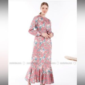 Modest pink floral maxi dress
